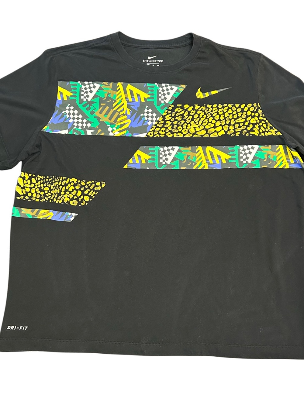 Nike Men's XXL DriFit Jungle Print Black Short Sleeve T-Shirt Graphic Print - Picture 3 of 9